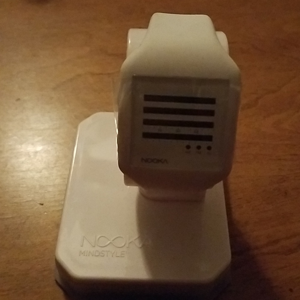 Nooka zub zenh wt 20 digital watch